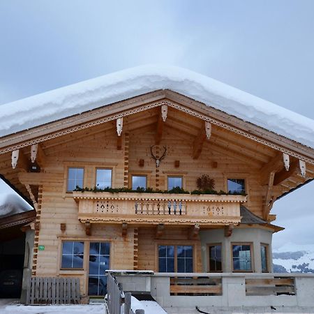 Holiday Flat Schoeser, Fuegen Fugenberg Bagian luar foto