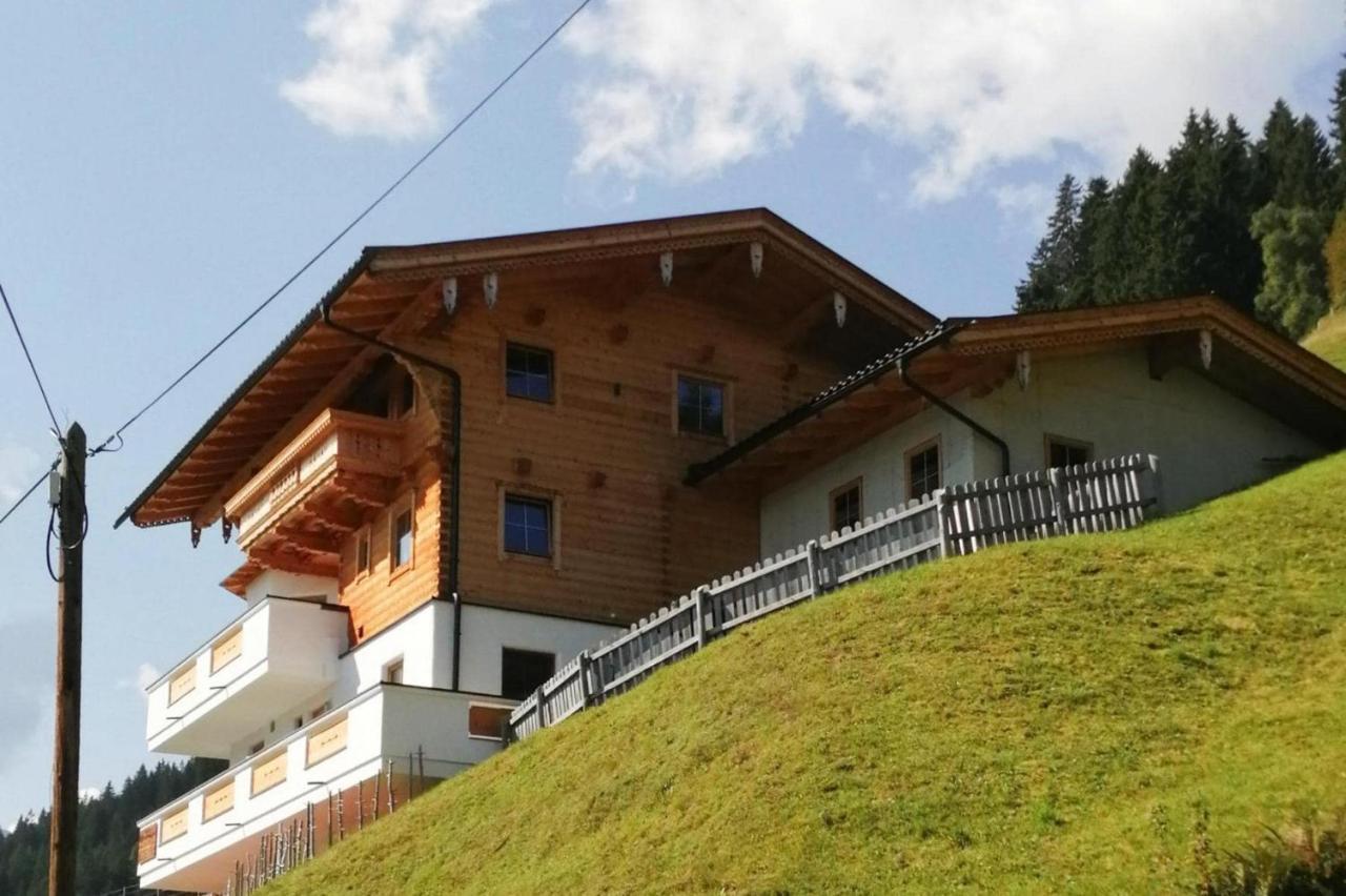 Holiday Flat Schoeser, Fuegen Fugenberg Bagian luar foto