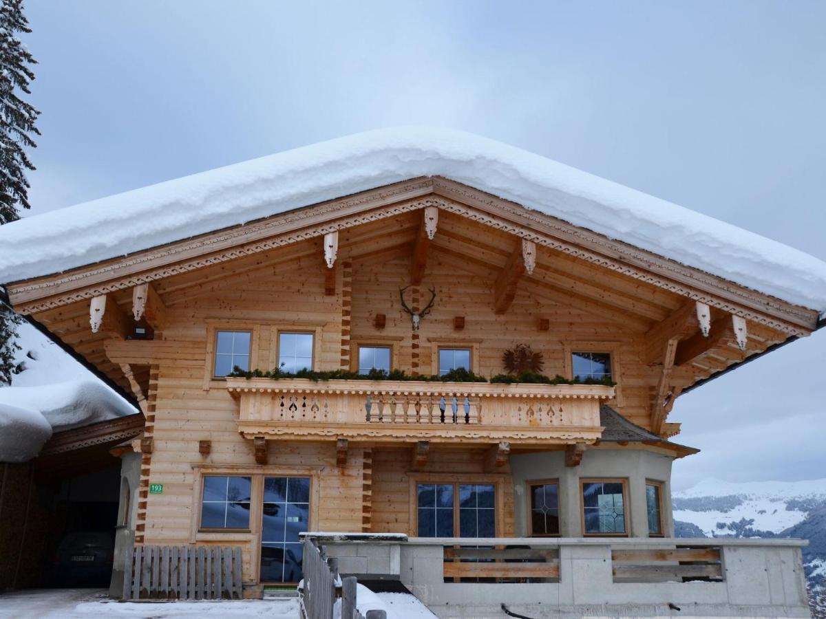 Holiday Flat Schoeser, Fuegen Fugenberg Bagian luar foto