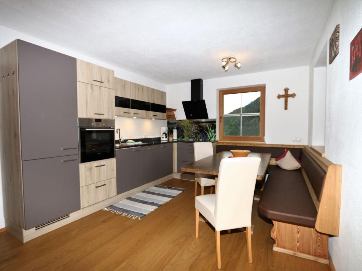 Holiday Flat Schoeser, Fuegen Fugenberg Bagian luar foto