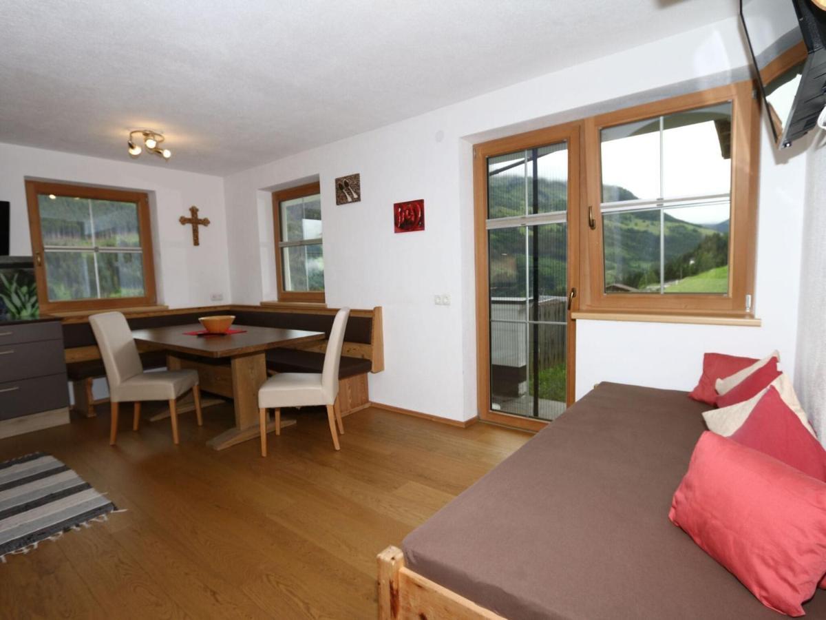 Holiday Flat Schoeser, Fuegen Fugenberg Bagian luar foto